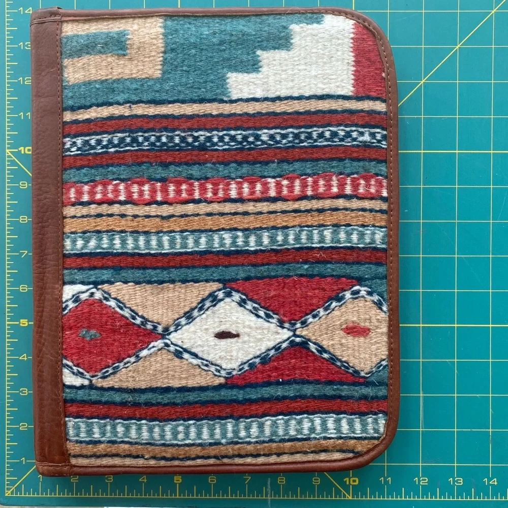 Will Leather Goods Multicolor Patterned Binder